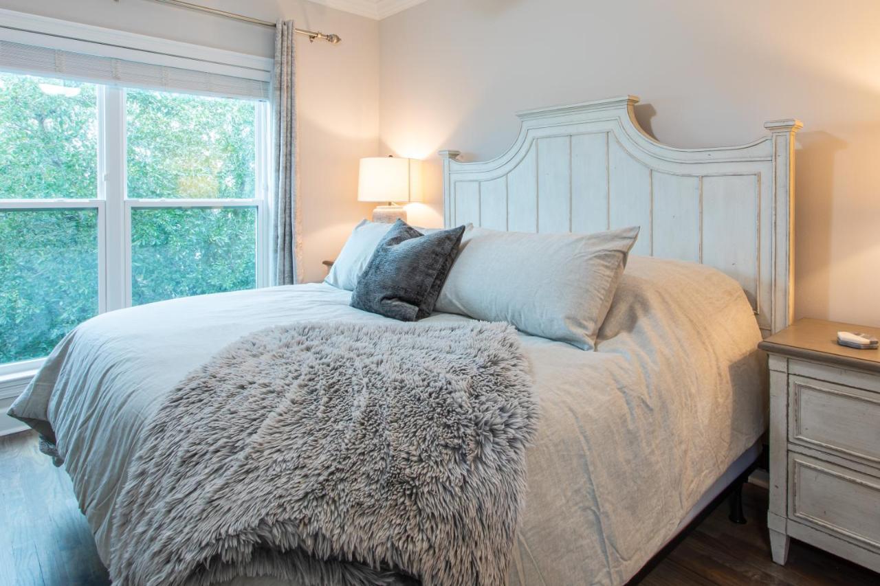Lux Beatles Themed Beach Home, 5 Min Walk To Beach + Golf Cart, Dog Friendly! 데스틴 외부 사진