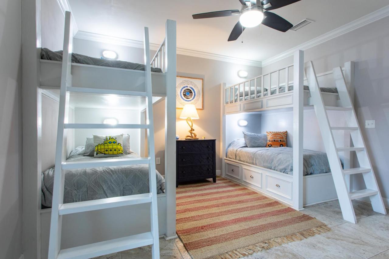 Lux Beatles Themed Beach Home, 5 Min Walk To Beach + Golf Cart, Dog Friendly! 데스틴 외부 사진
